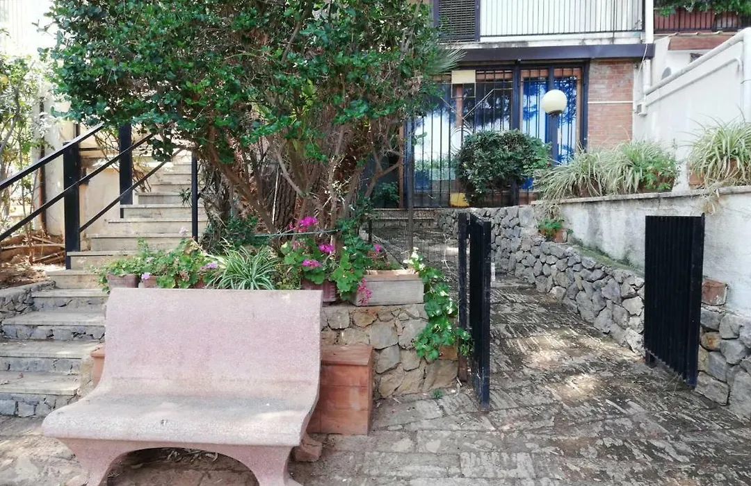 Casa Ammare Nella Riserva Di Capo Gallo-1